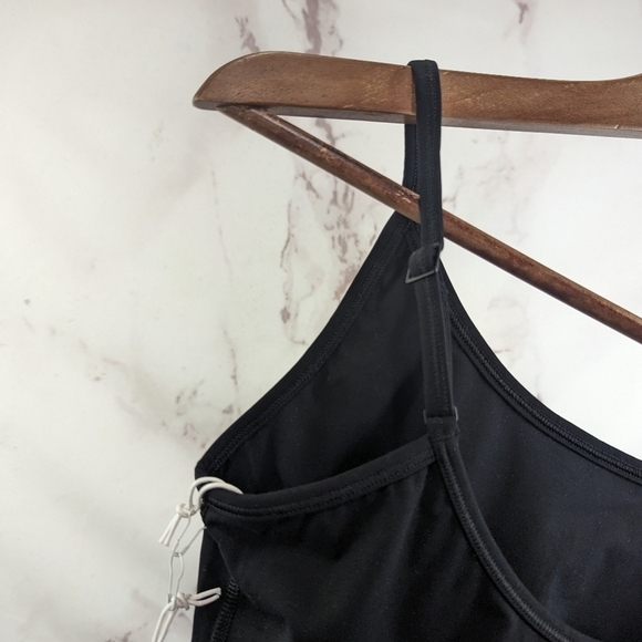 Everlane Tank Top Women Black Crop The Perform Cami Shelf Bra NEW - Picture 11 of 13